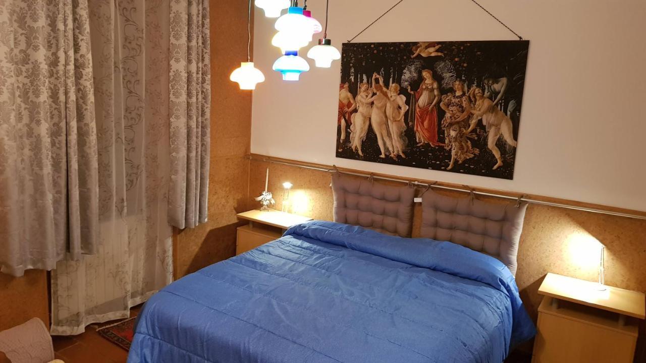 Camilla - Tiny - Exclusive Pool Holiday home Lucca
